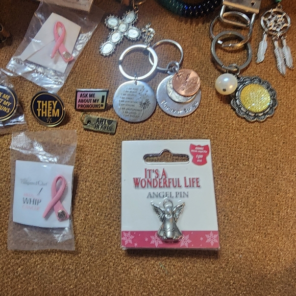 Keychains And Pins - Picture 6 of 7